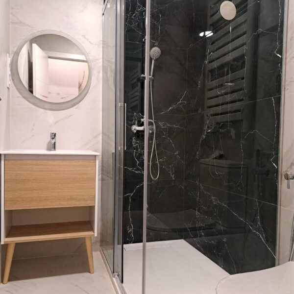 Carlos Lo Reforma - Baños - Madrid - Presupuesto Online